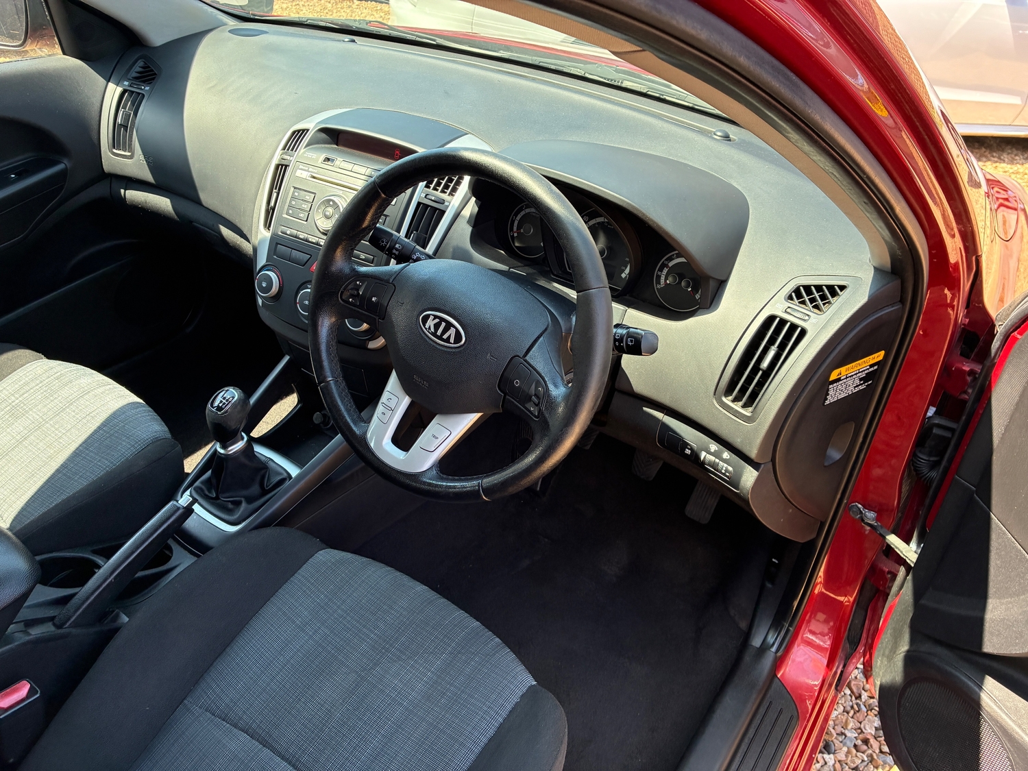 Kia Ceed 2010 - Cars in Bognor Regis