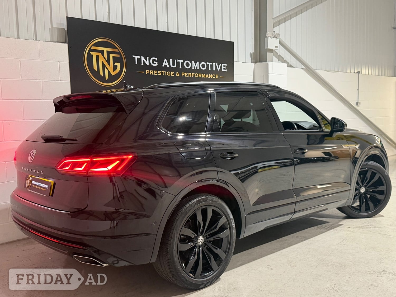 Volkswagen Touareg 2020 - Cars in Croydon
