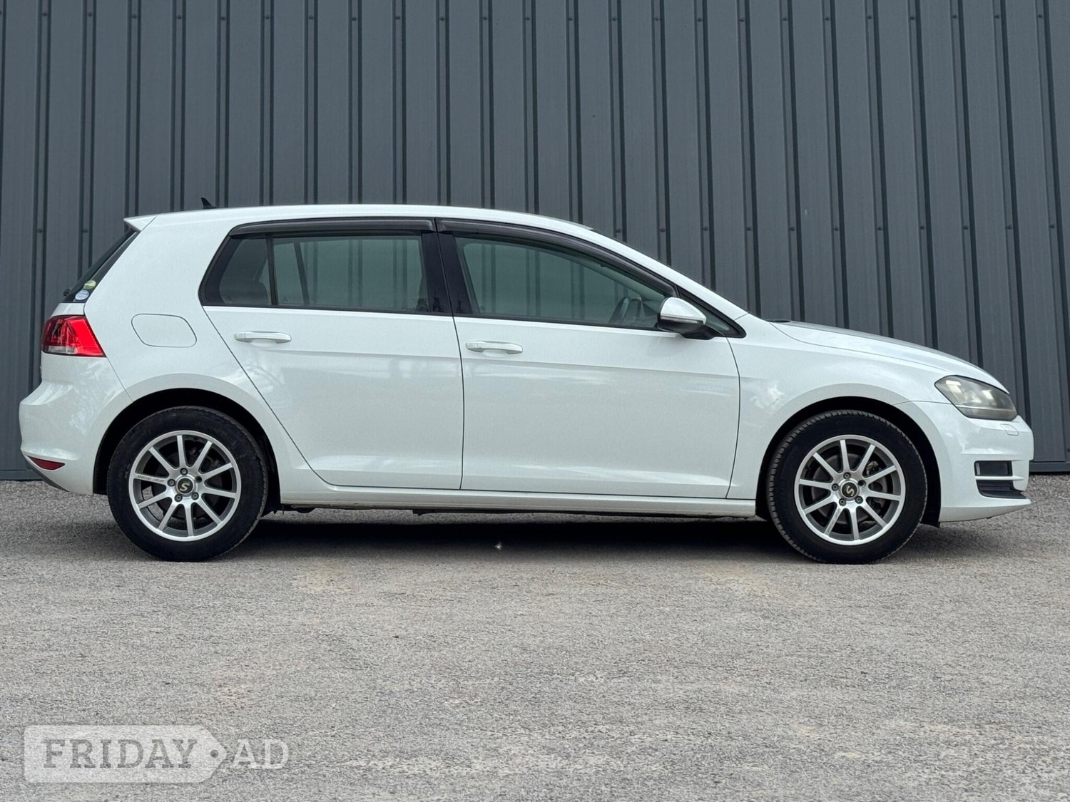 Volkswagen Golf 2014 in Farnham