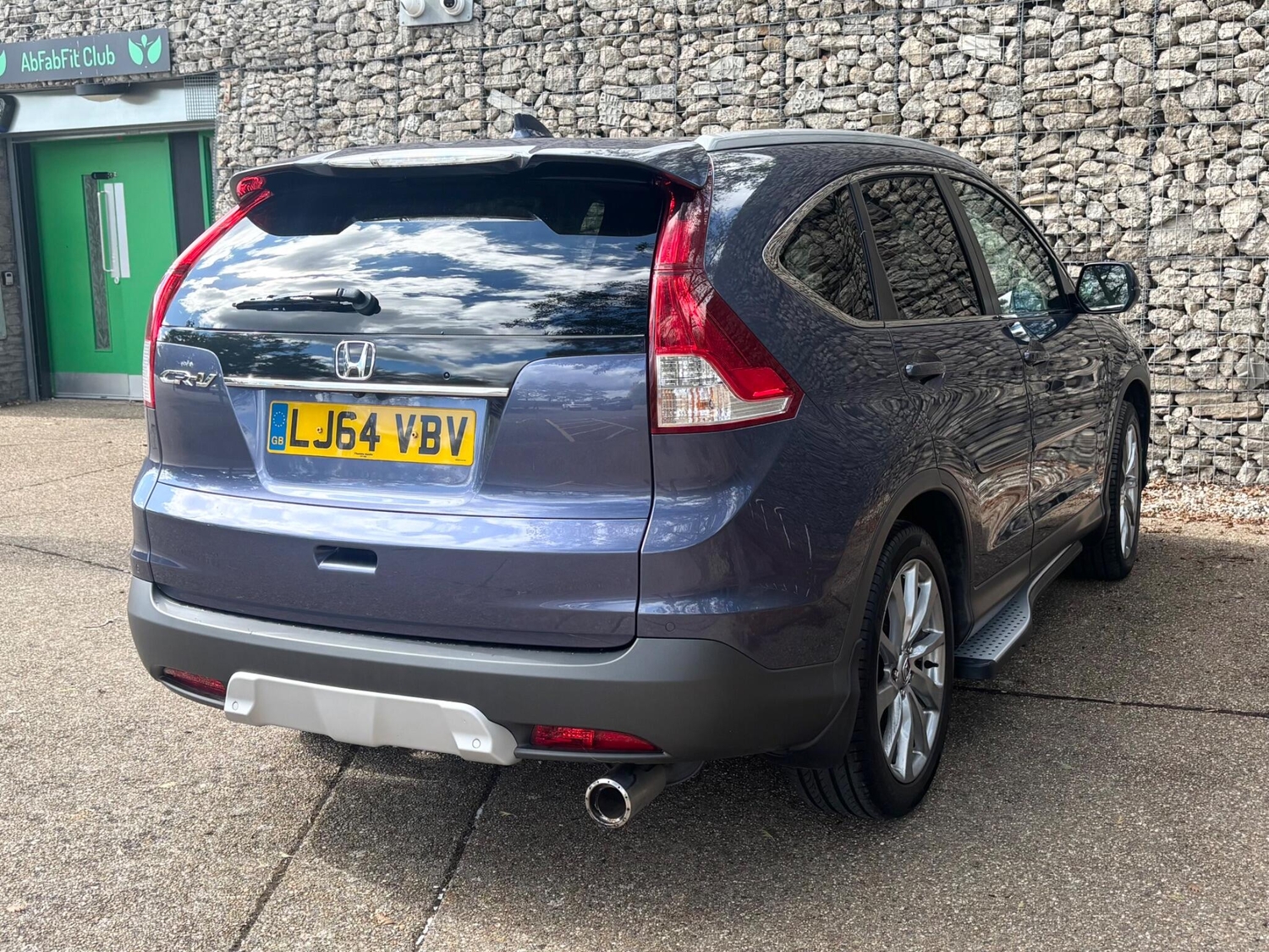 Honda CR-V 2014 - Cars in Guildford
