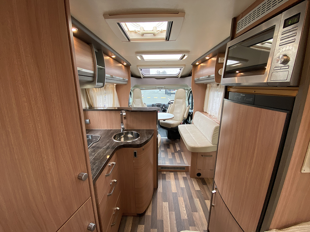 [2 berth ]Knaus Sky TI 650 MF