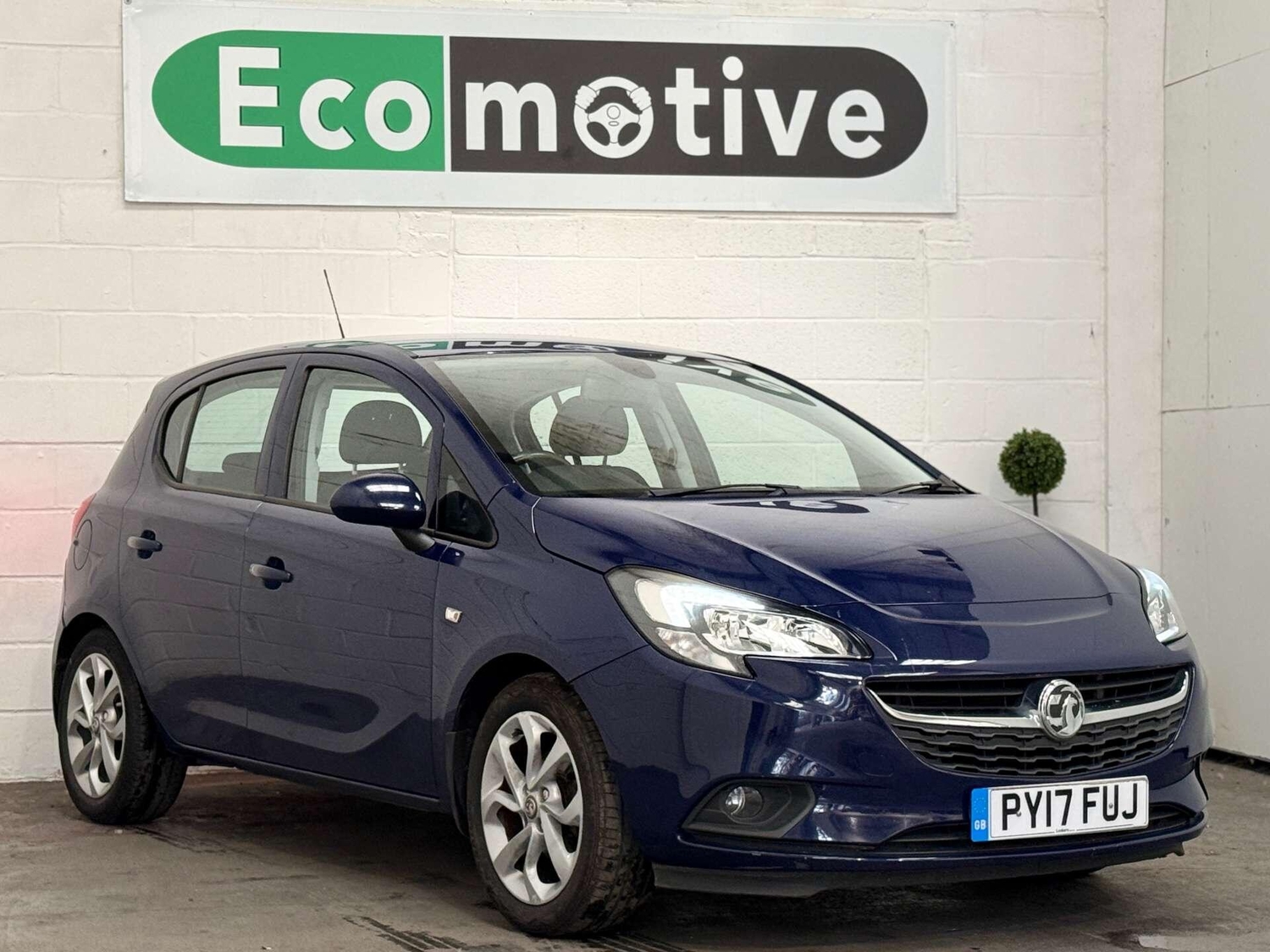 [ berth ]Vauxhall Corsa