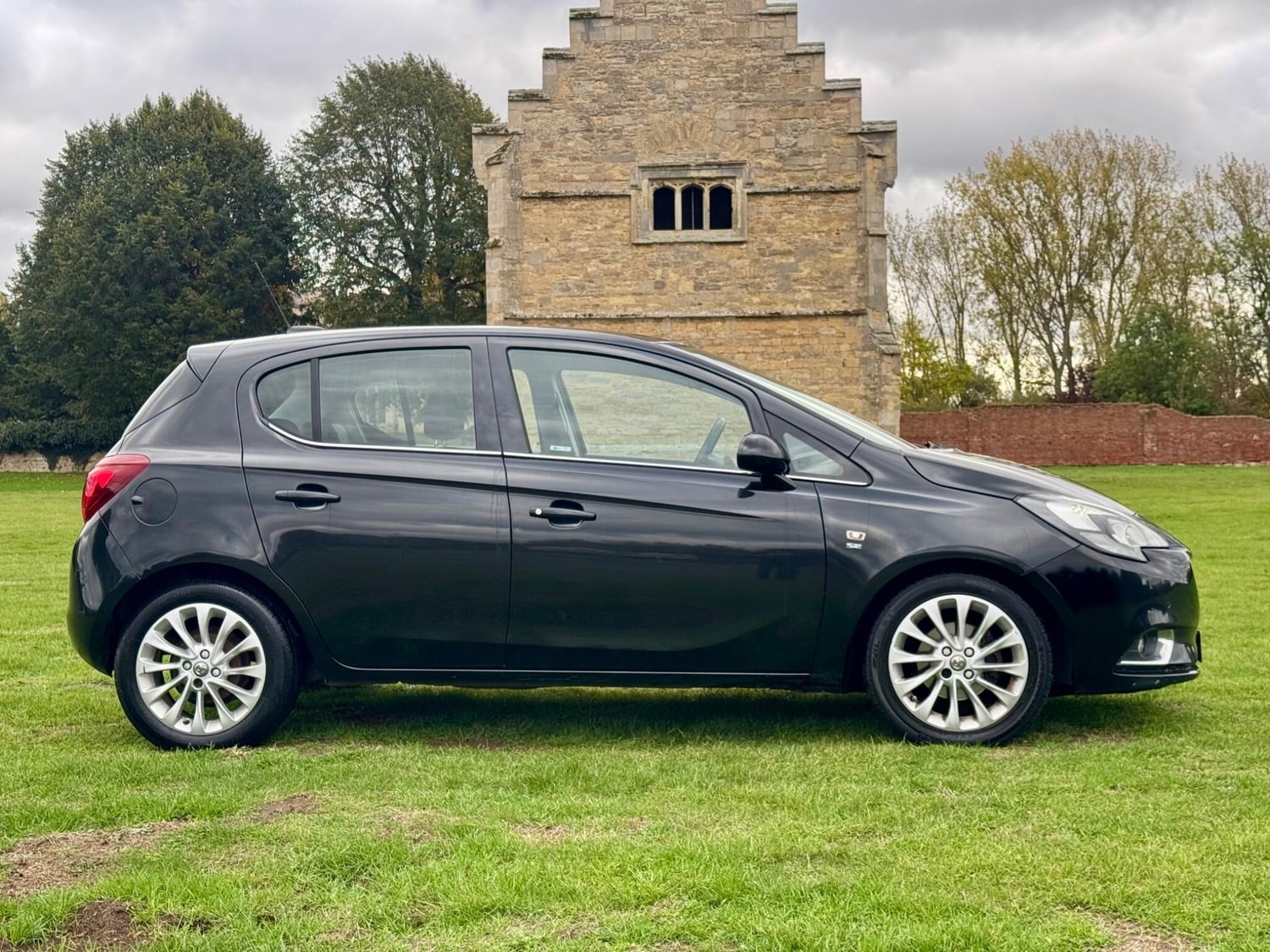 [ berth ]Vauxhall Corsa