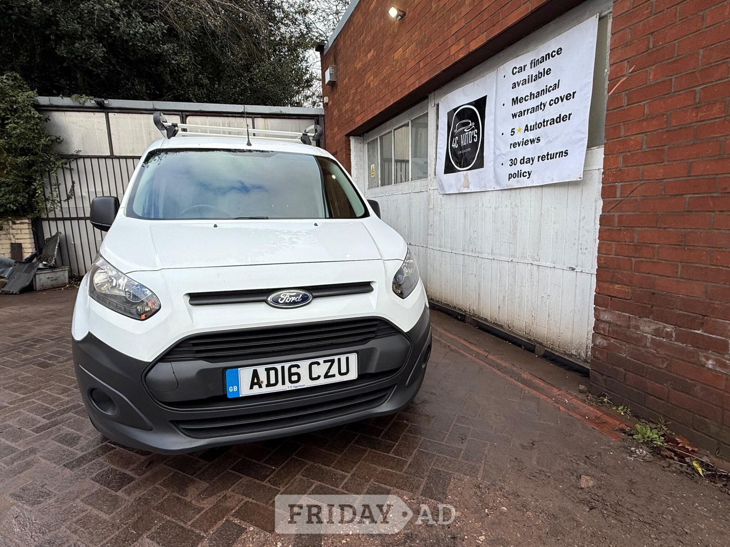 [ berth ]Ford Transit Connect