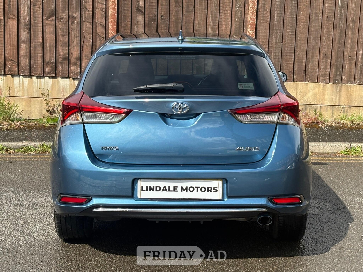 [ berth ]Toyota Auris