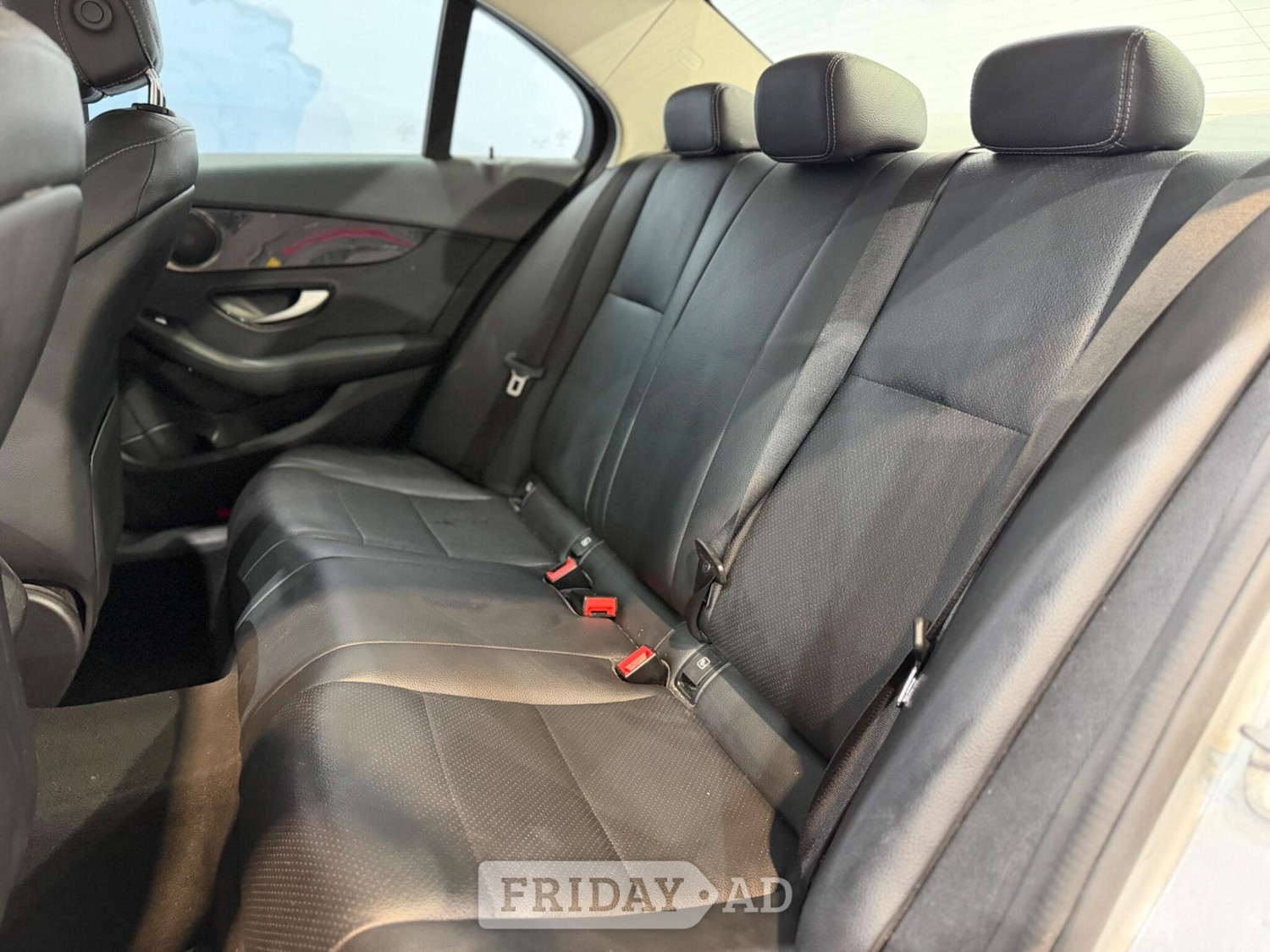 Mercedes-Benz C Class 2016 - Cars in Uxbridge