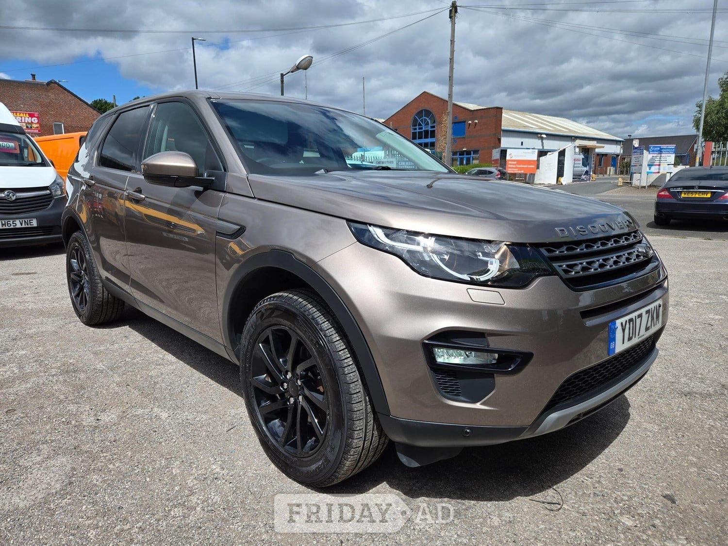 Land Rover Discovery Sport 2017 in Walsall