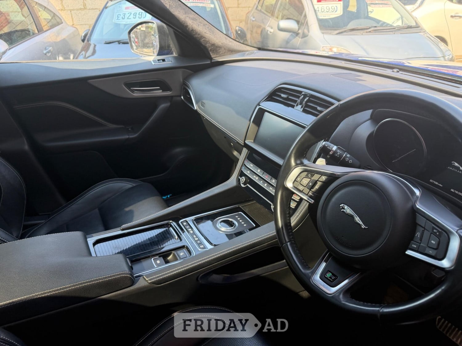 Jaguar F-Pace Sutton