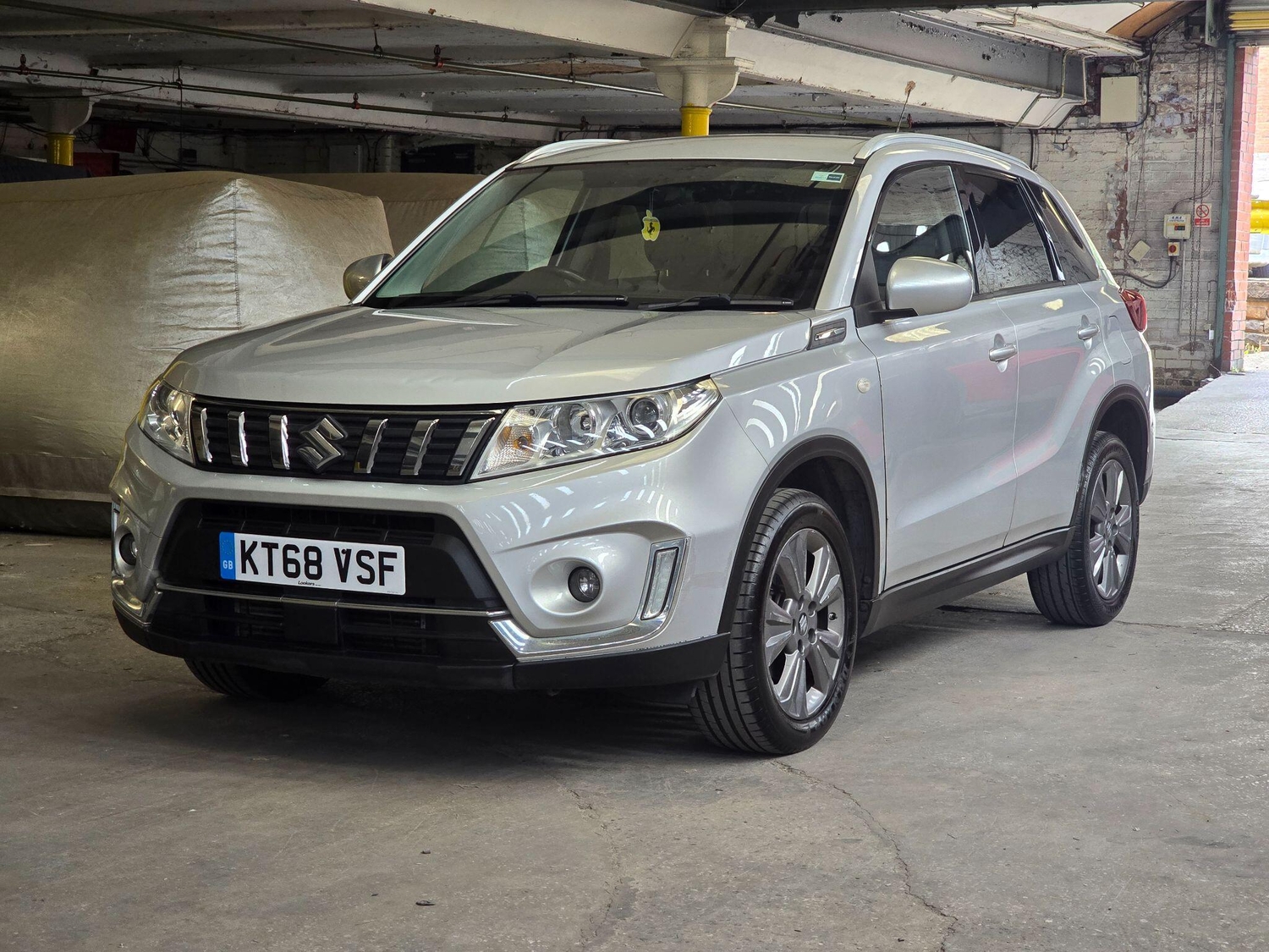 Suzuki Vitara 2018 - Cars in Bolton