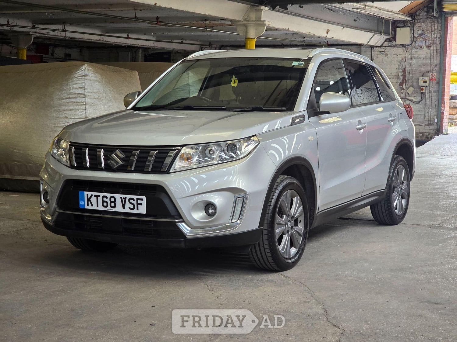 Suzuki Vitara 2018 - Cars in Bolton