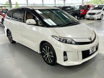 Toyota Estima 2024