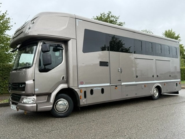 JM Horseboxes Transporter Model DAF LF 12 Ton Automatic Horsebox in Banbury