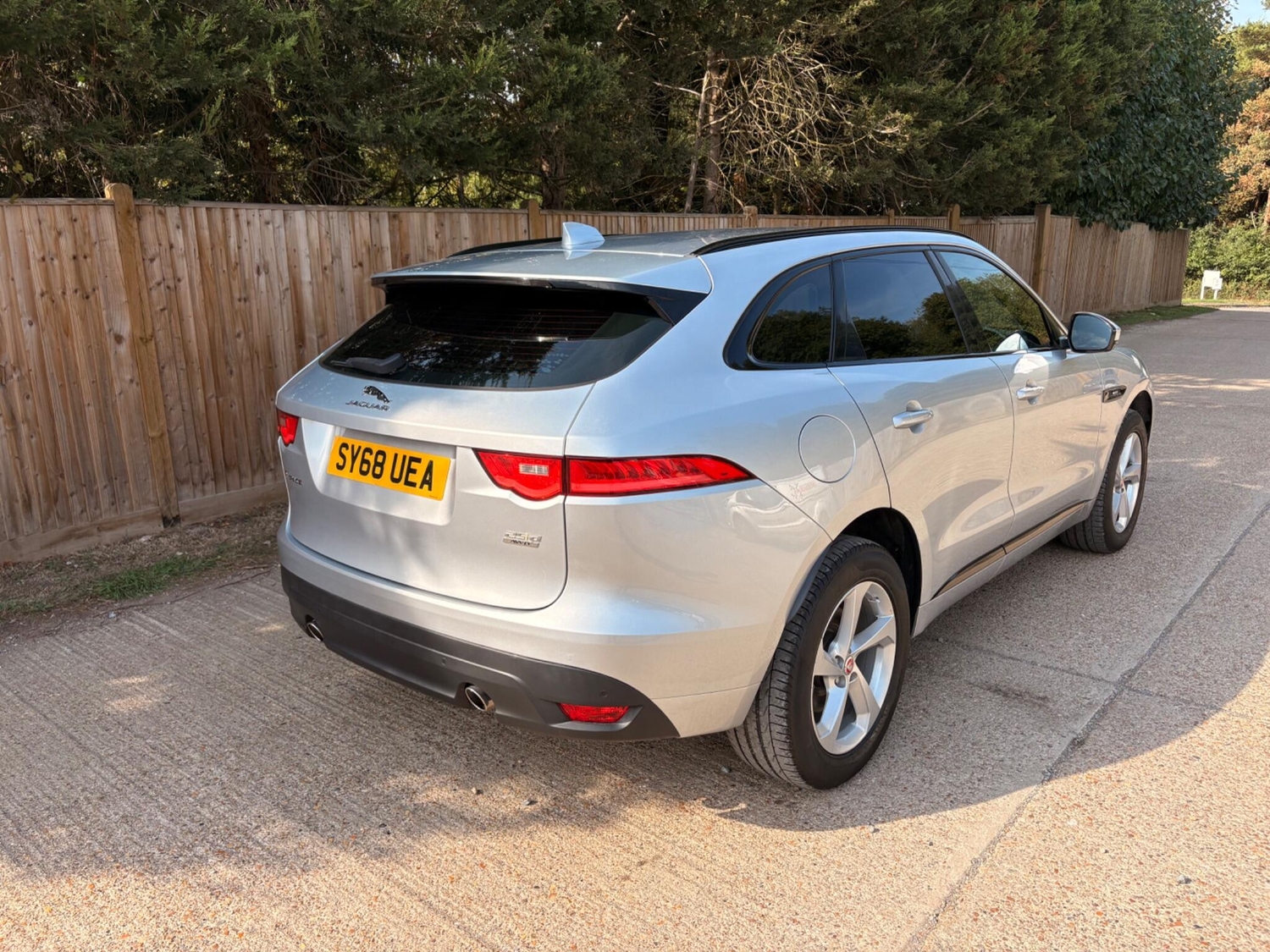 Jaguar F-Pace 2018 - Cars in Tonbridge