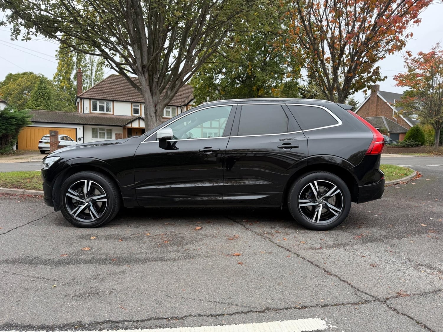 [ berth ]Volvo XC60