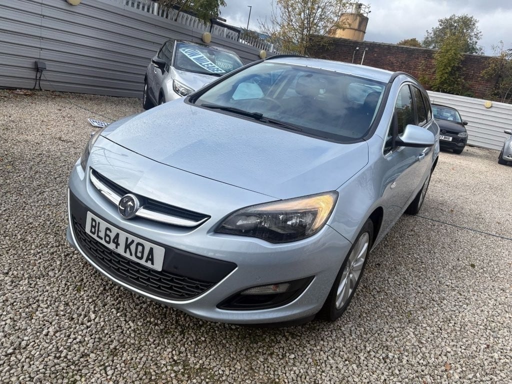 [ berth ]Vauxhall Astra