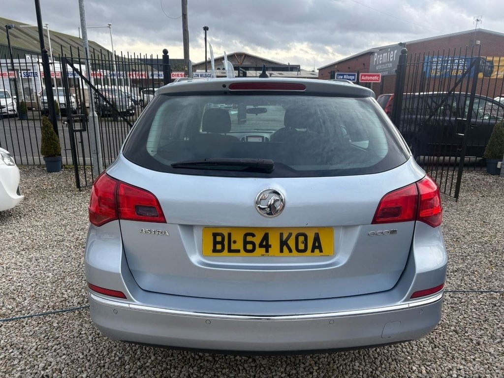 Vauxhall Astra 2015 - Cars