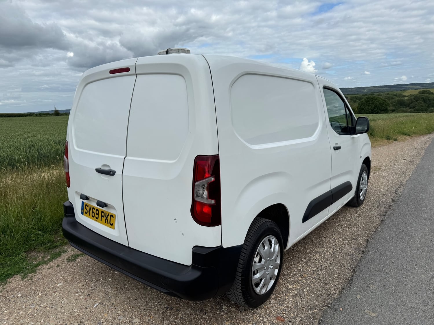 Vauxhall Combo 2019 - Vans & Commercial Vehicles