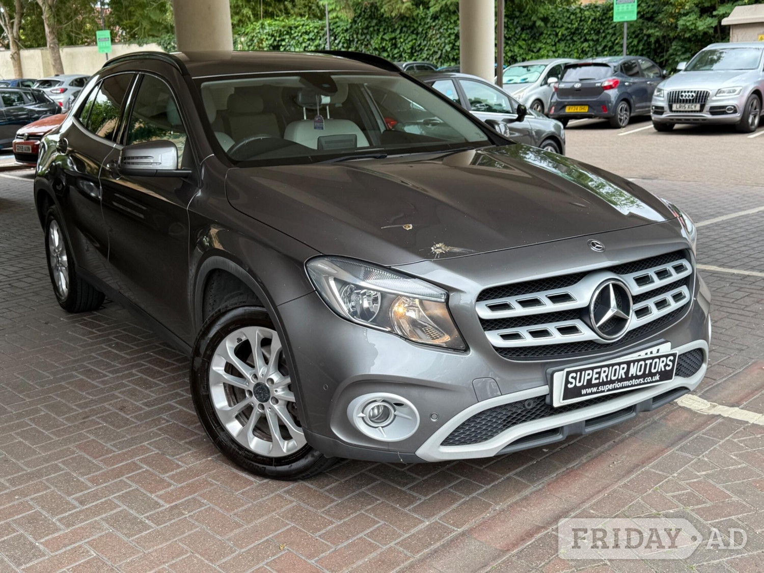 Mercedes-Benz GLA 2018 in Staines