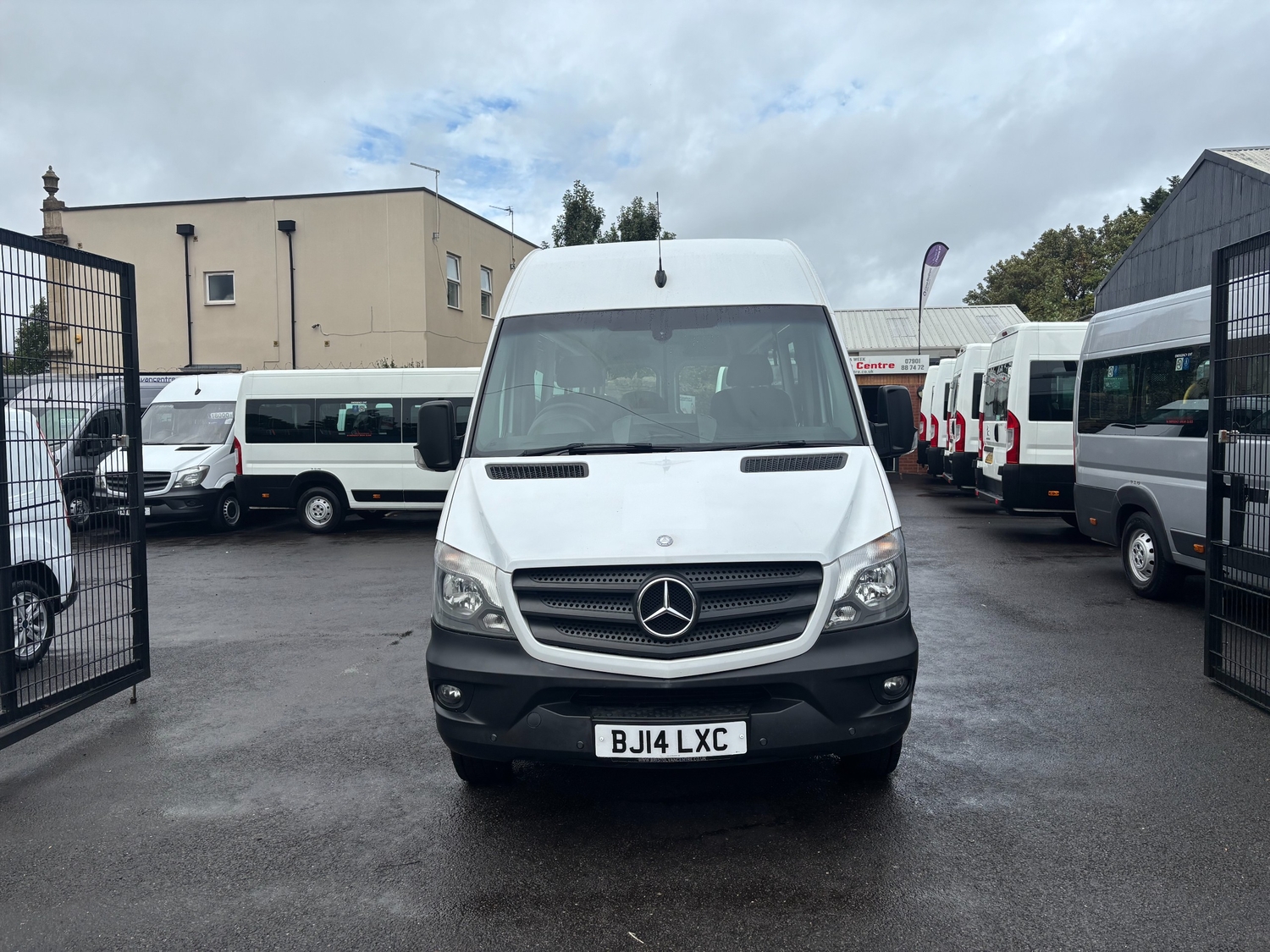[ berth ]Mercedes-Benz Sprinter