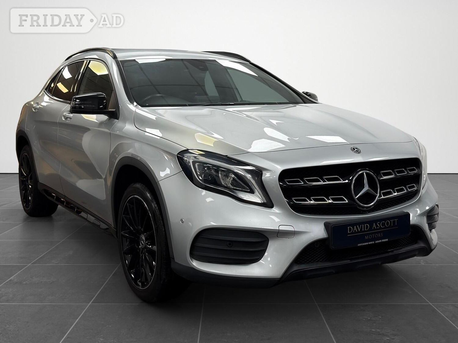 Mercedes-Benz GLA 2019 - Cars in Ealing