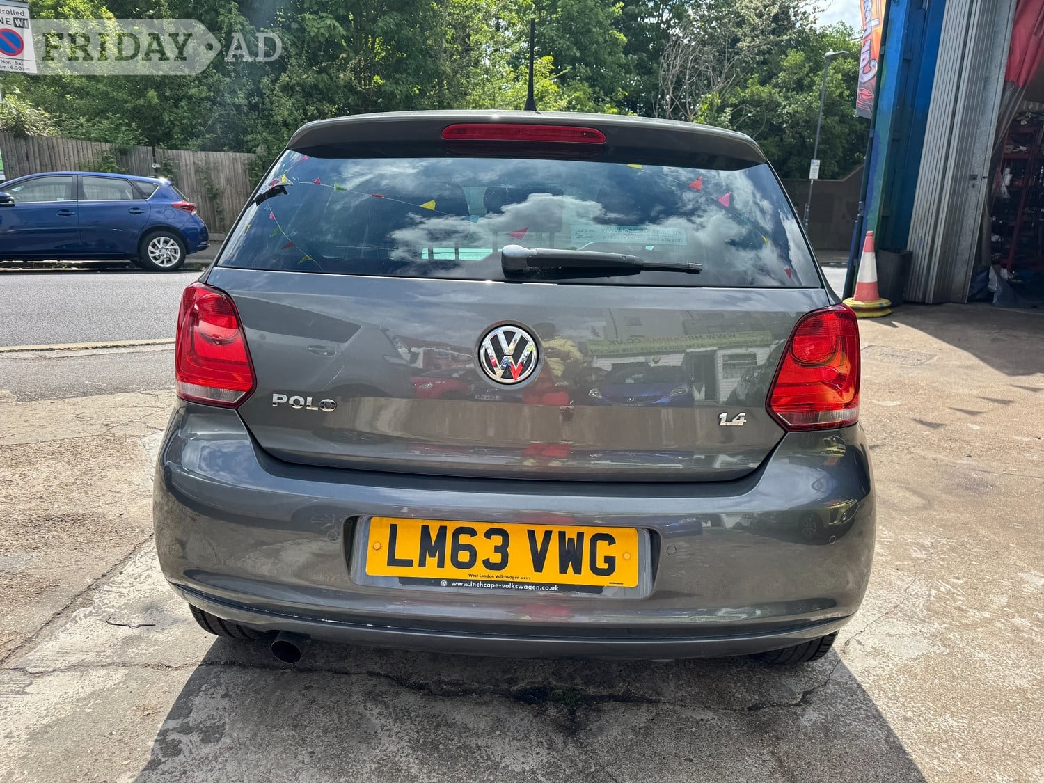 Volkswagen Polo 2013 - Cars