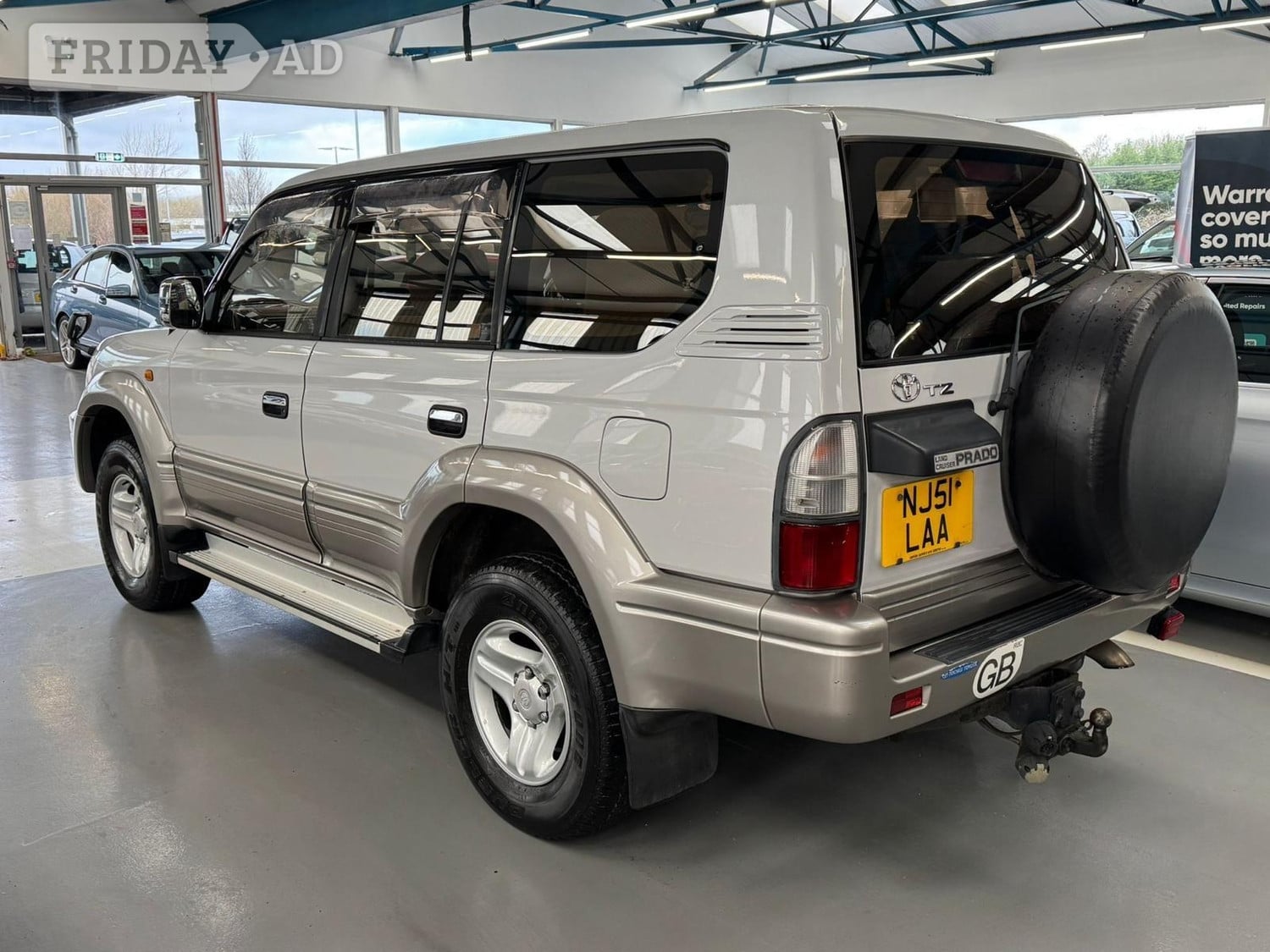 Toyota Prado 2005 - Cars in Bolton