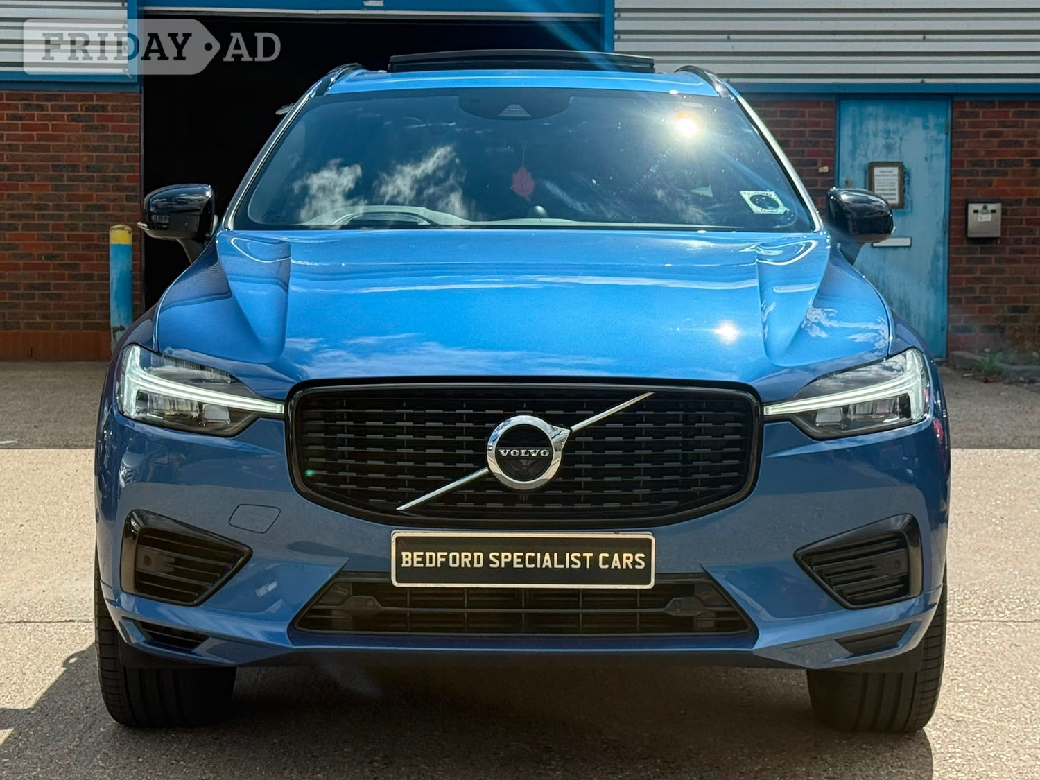 Volvo XC60 2021 - Cars