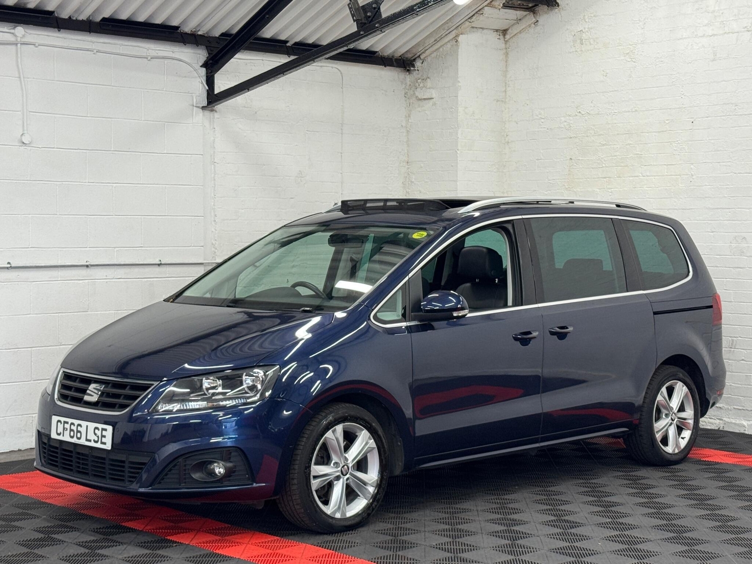 SEAT Alhambra 2016 - Cars