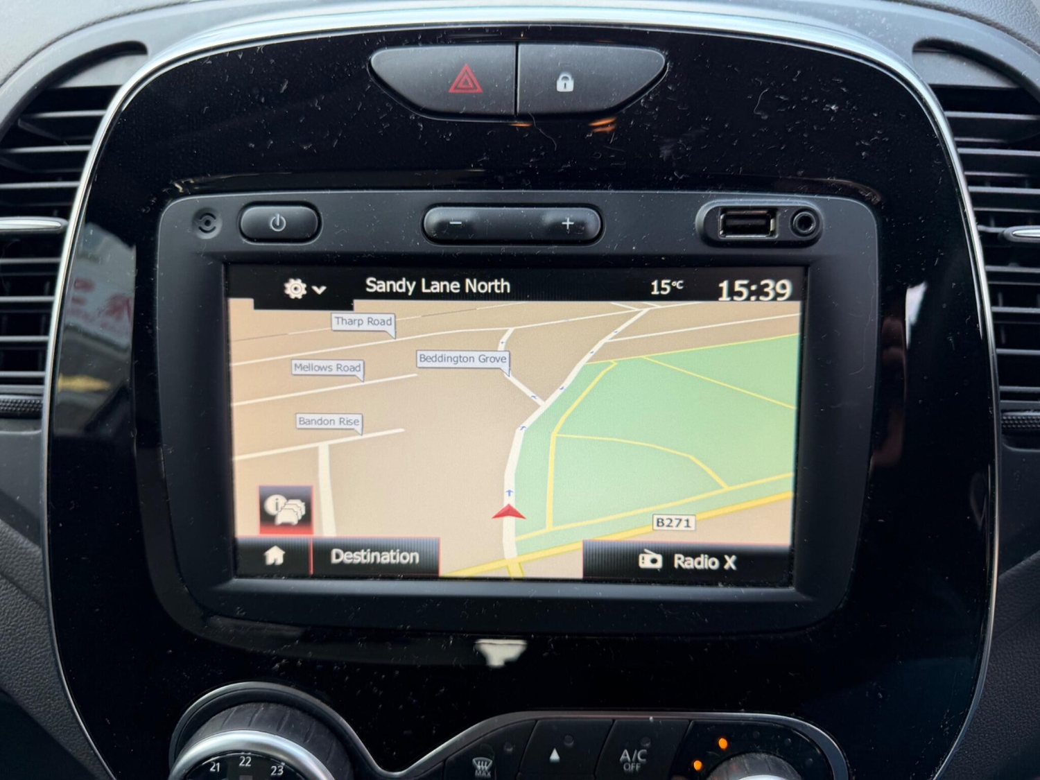Renault Captur Sutton