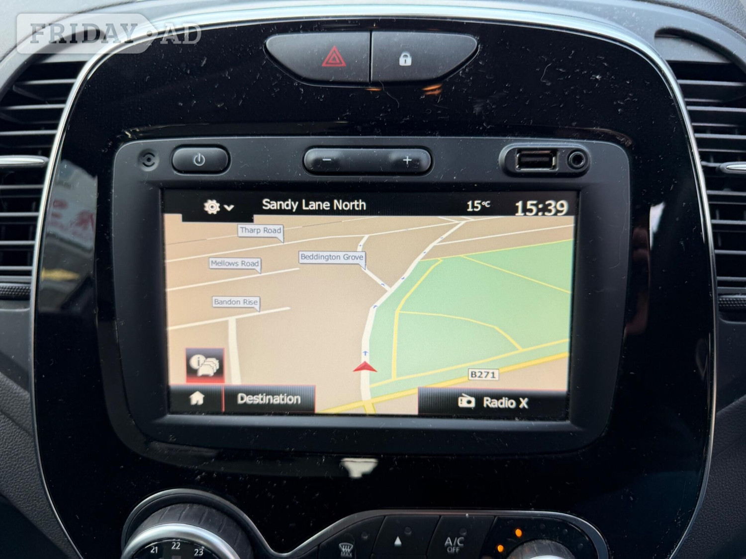 Renault Captur Sutton