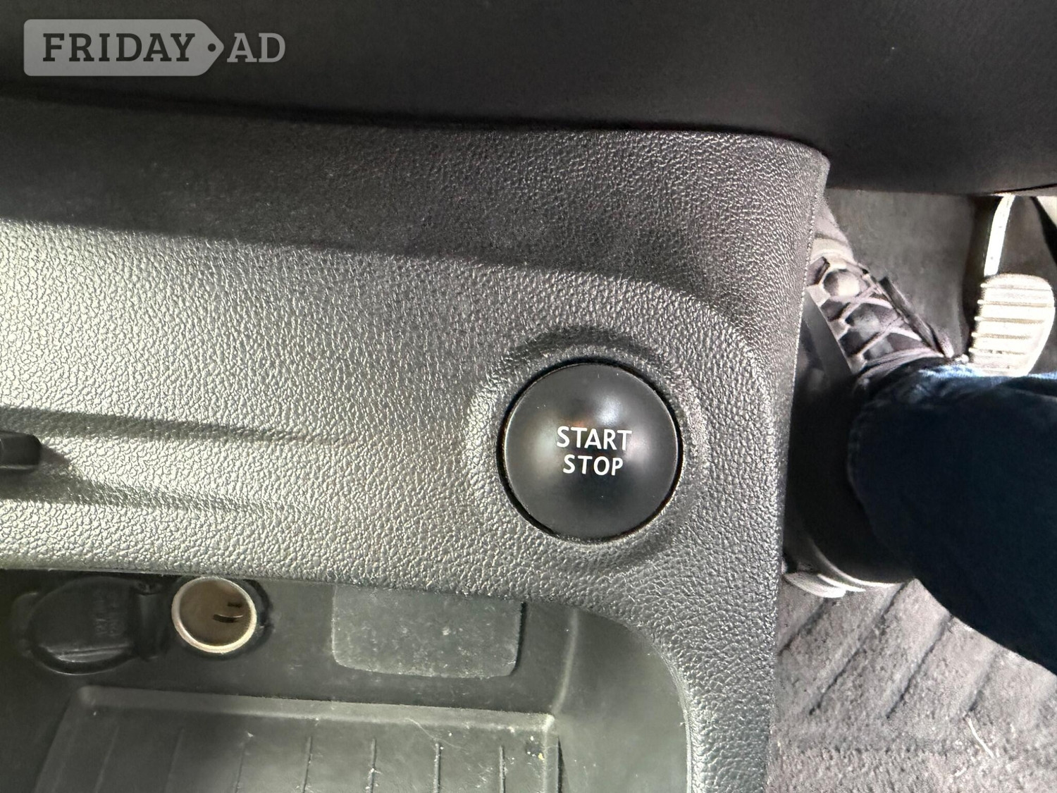 [ berth ]Renault Captur