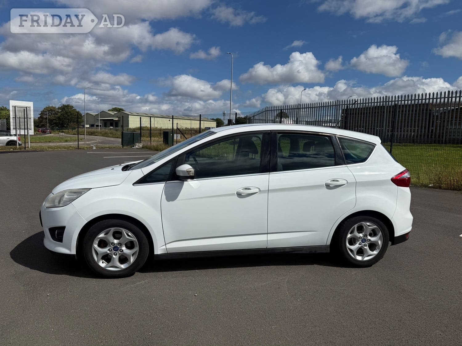 Ford C-MAX 2015 - Cars in Livingston