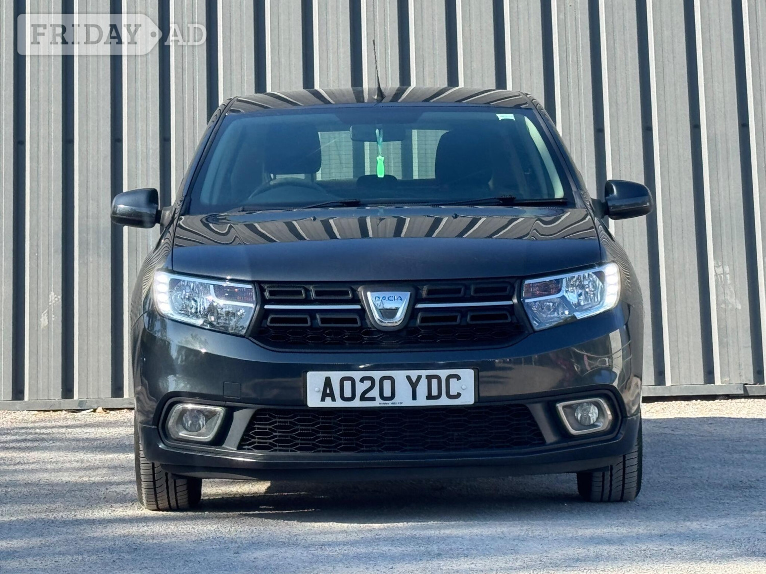 Dacia Sandero Farnham