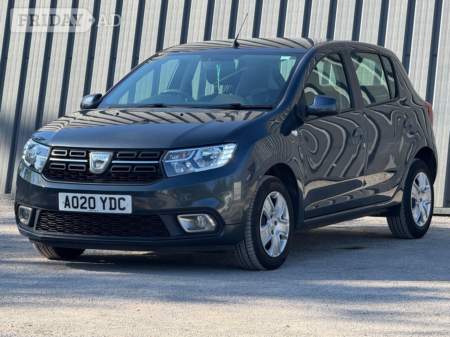 [ berth ]Dacia Sandero