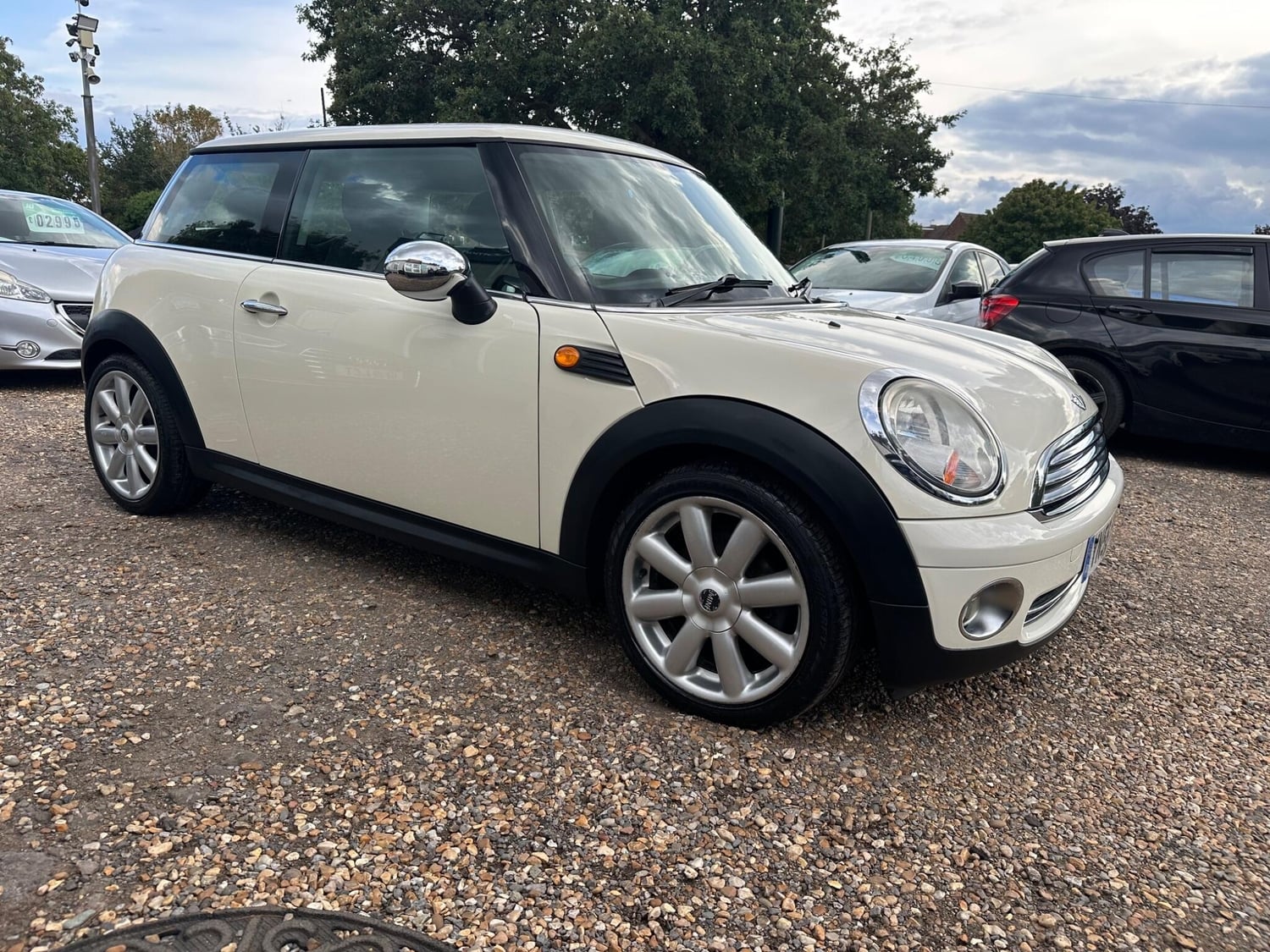 [ berth ]Mini Hatch