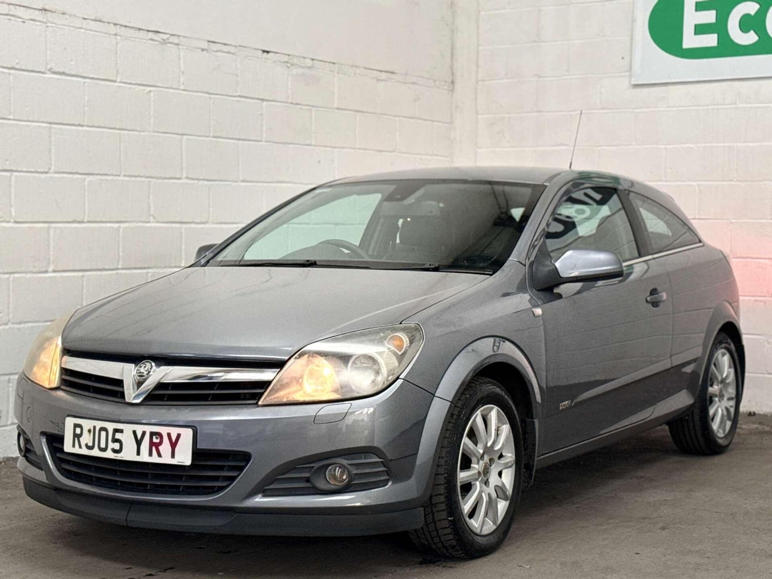 Vauxhall Astra 2005 - Cars in Uxbridge