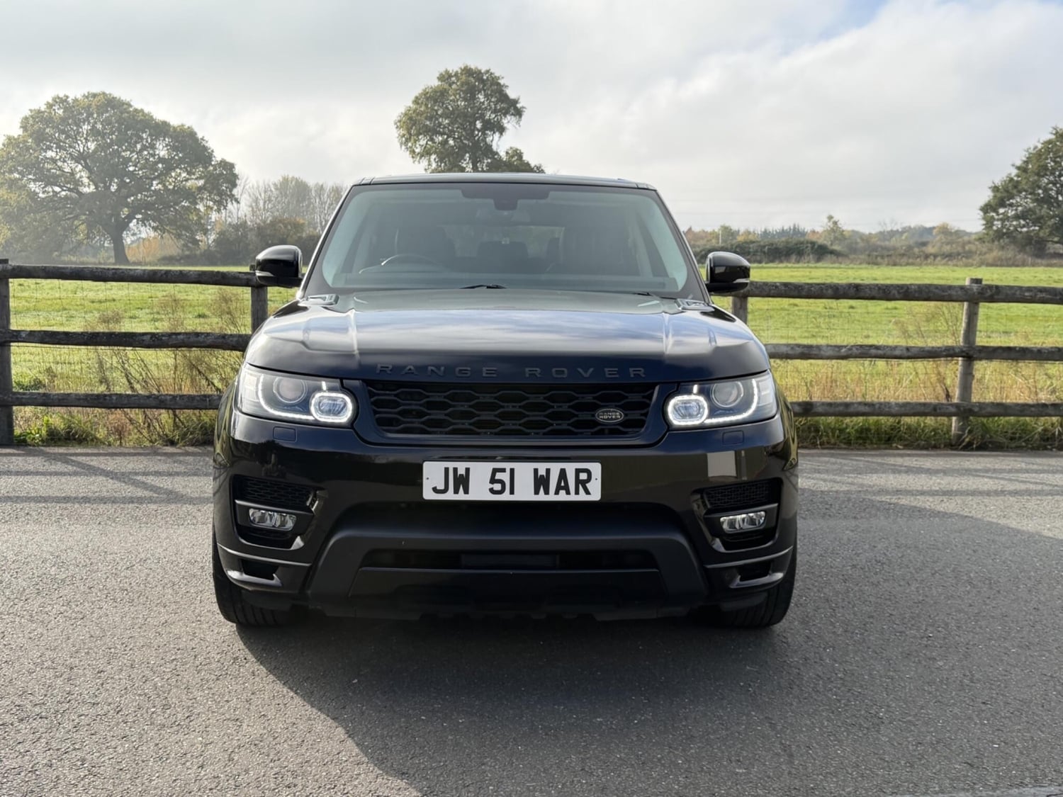 Land Rover Range Rover Sport Reading