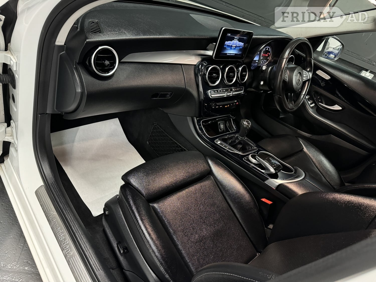 Mercedes-Benz C Class 2017 - Cars