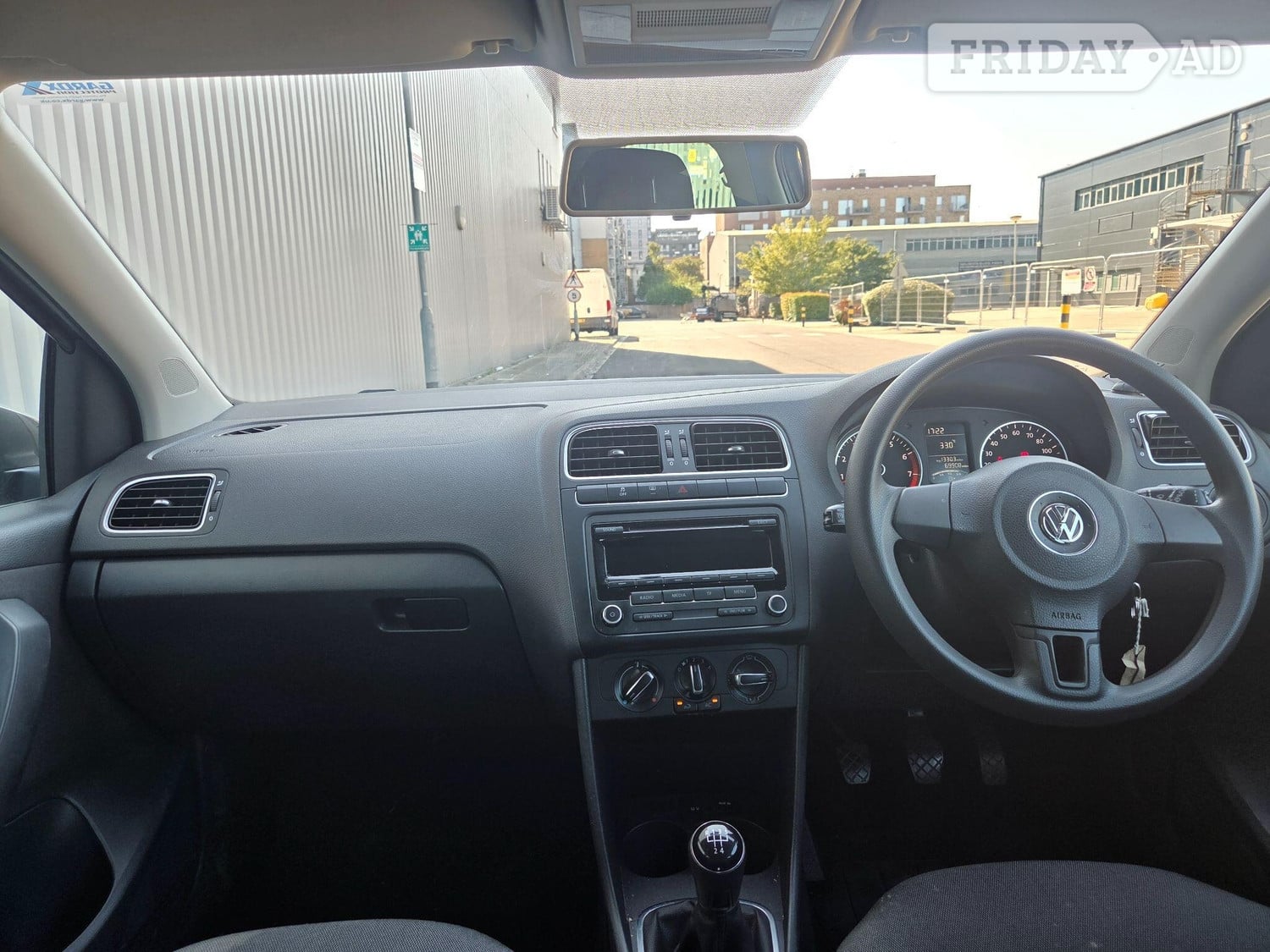 [ berth ]Volkswagen Polo