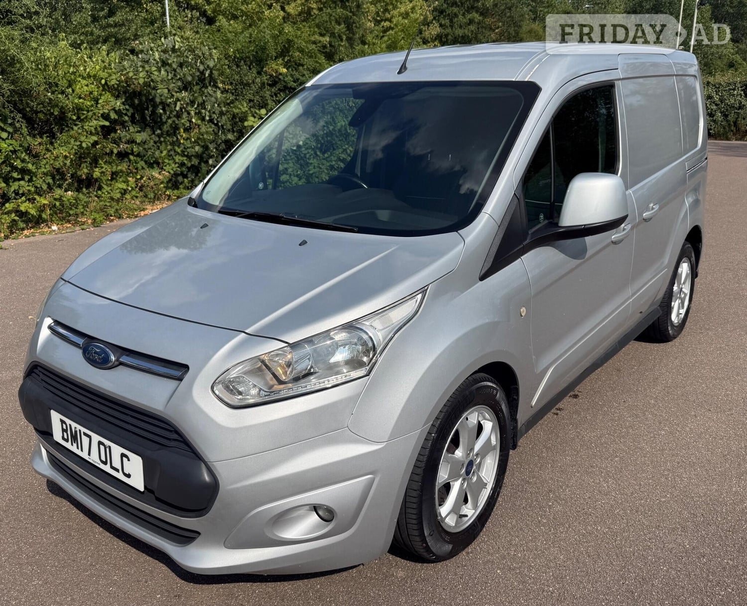 [ berth ]Ford Transit Connect