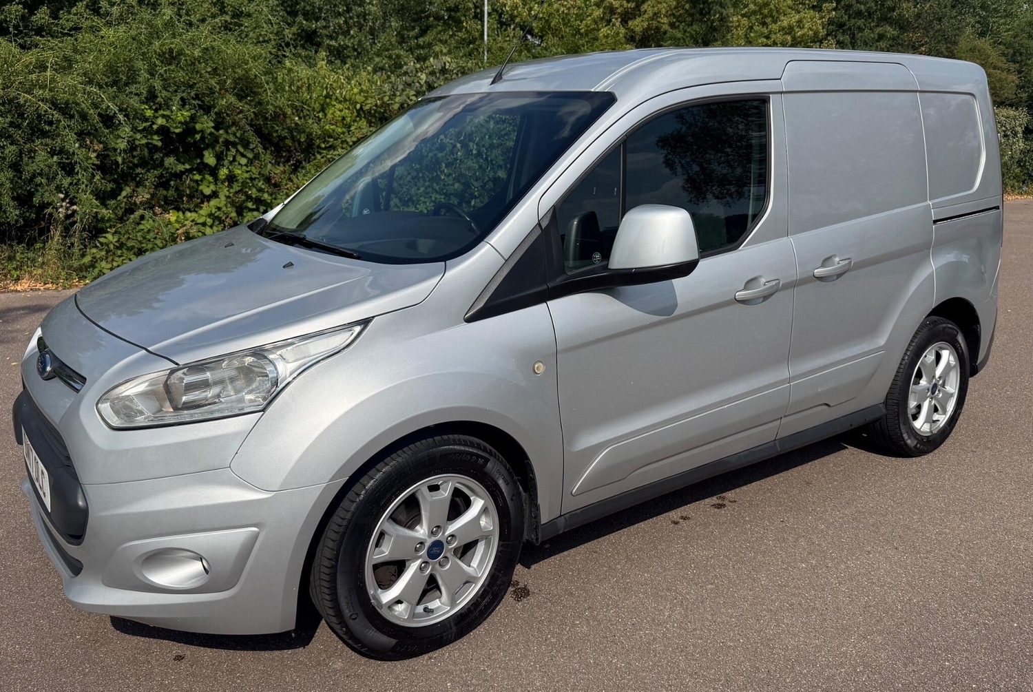 Ford Transit Connect 2017 - Vans & Commercial Vehicles in Waltham Abbey