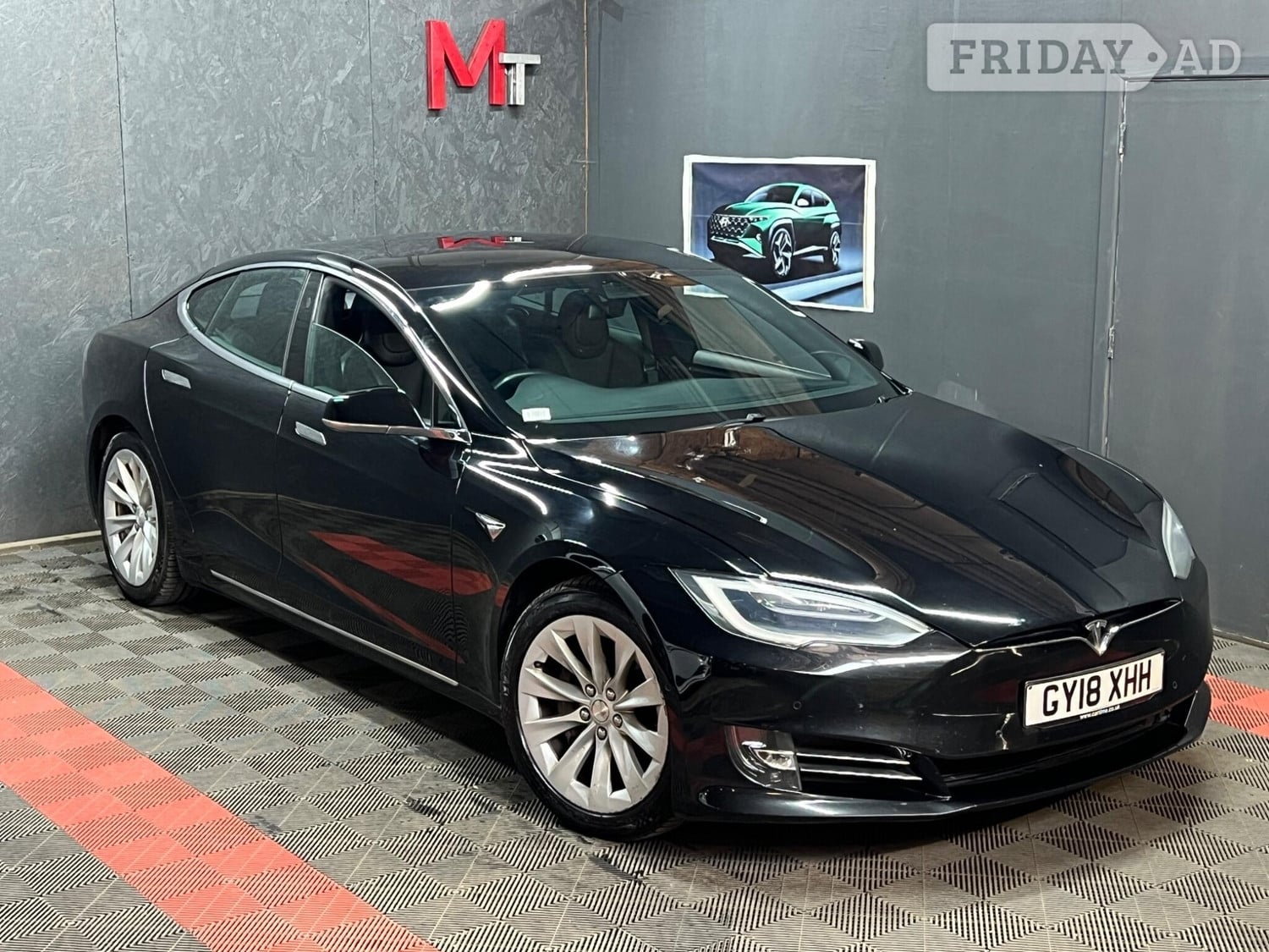 Tesla Model S 2018 in Halifax
