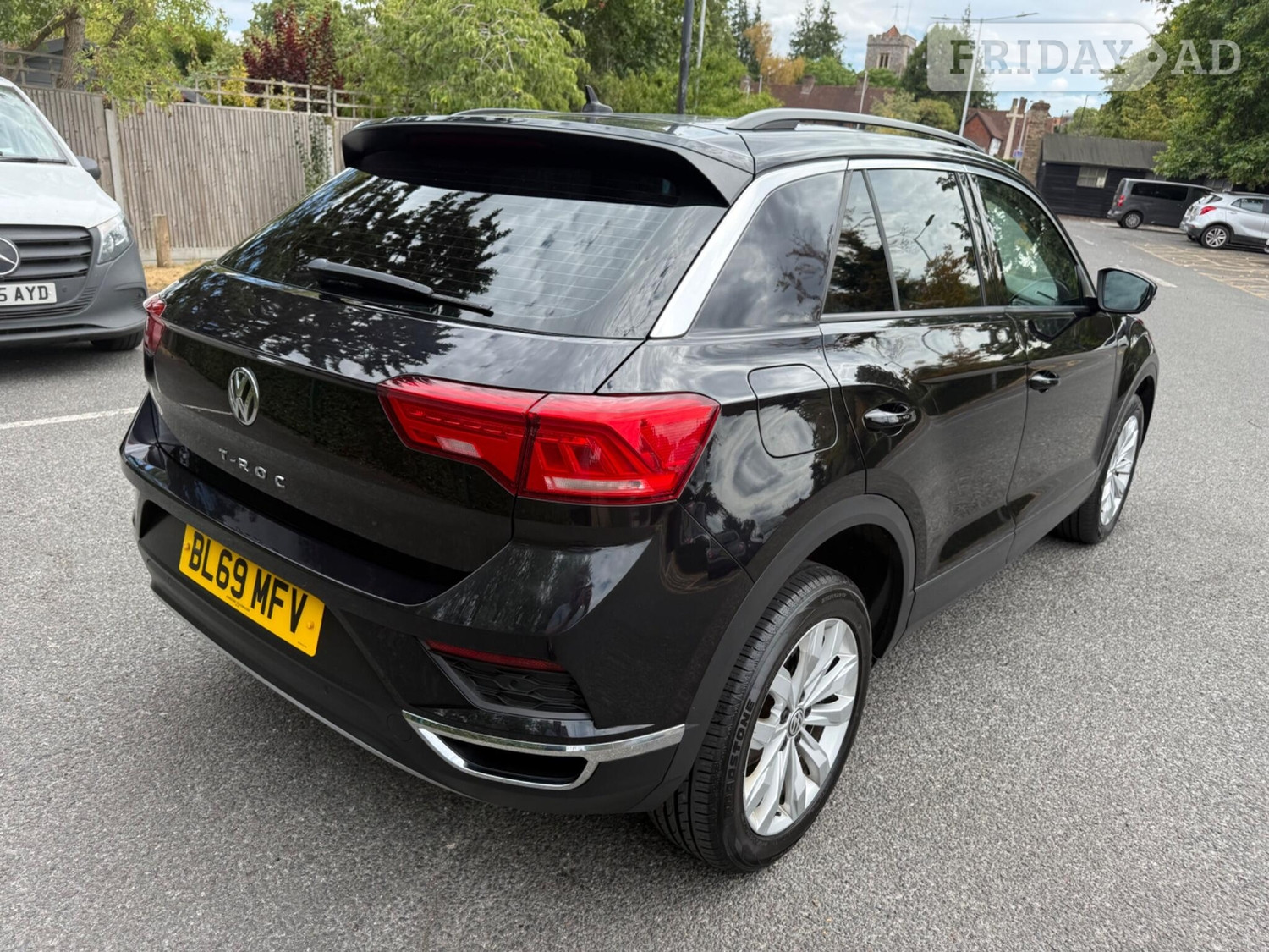 [ berth ]Volkswagen T-Roc