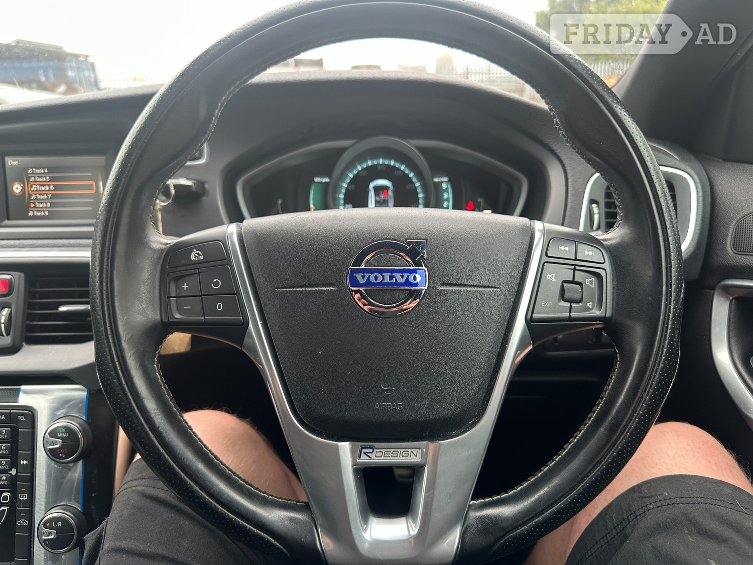[ berth ]Volvo V40