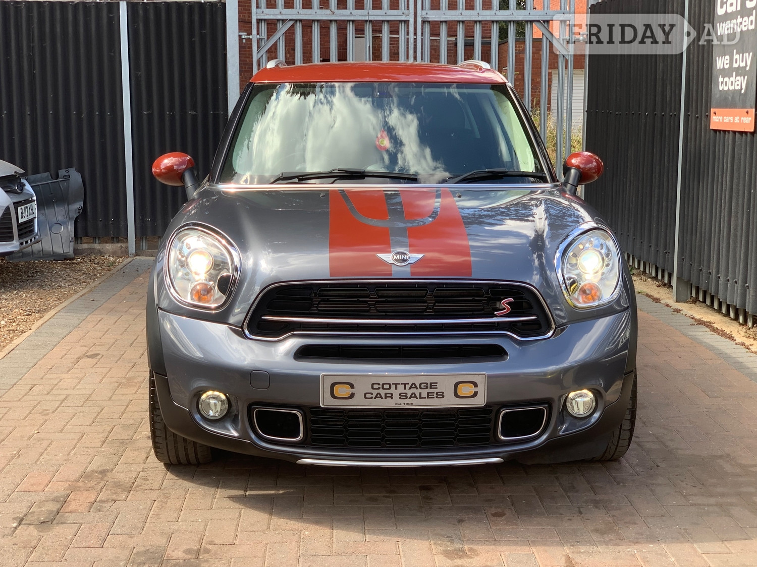 [ berth ]Mini Countryman