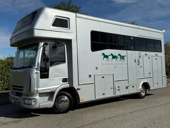 Equicruiser Coach build Iveco Eurocargo 75E17 Horsebox