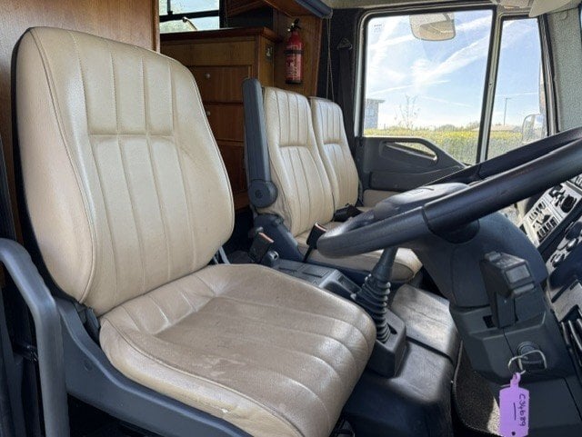 Equicruiser Coach build Iveco Eurocargo 75E17 Horsebox - Trailers & Horseboxes in Banbury