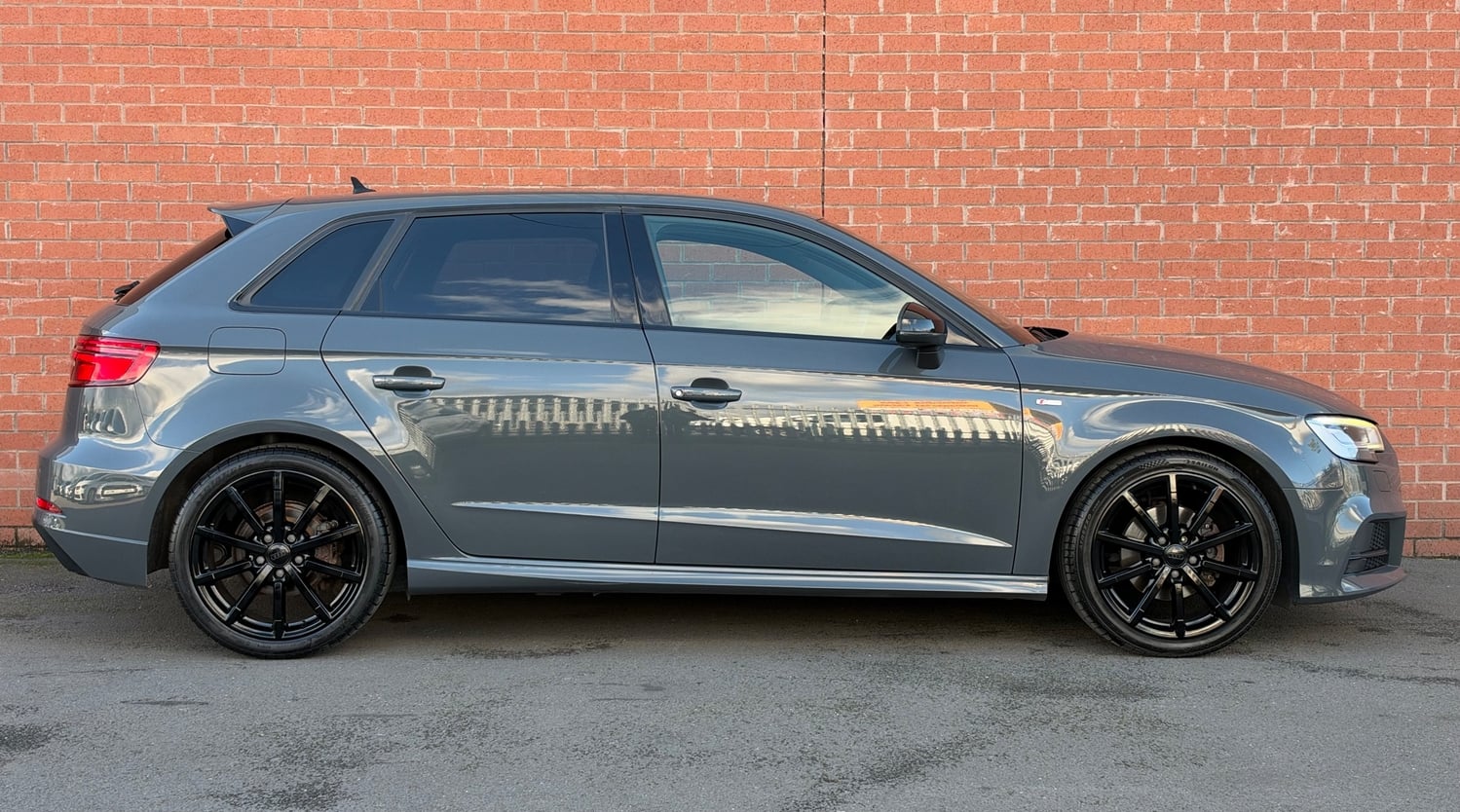 [ berth ]Audi A3
