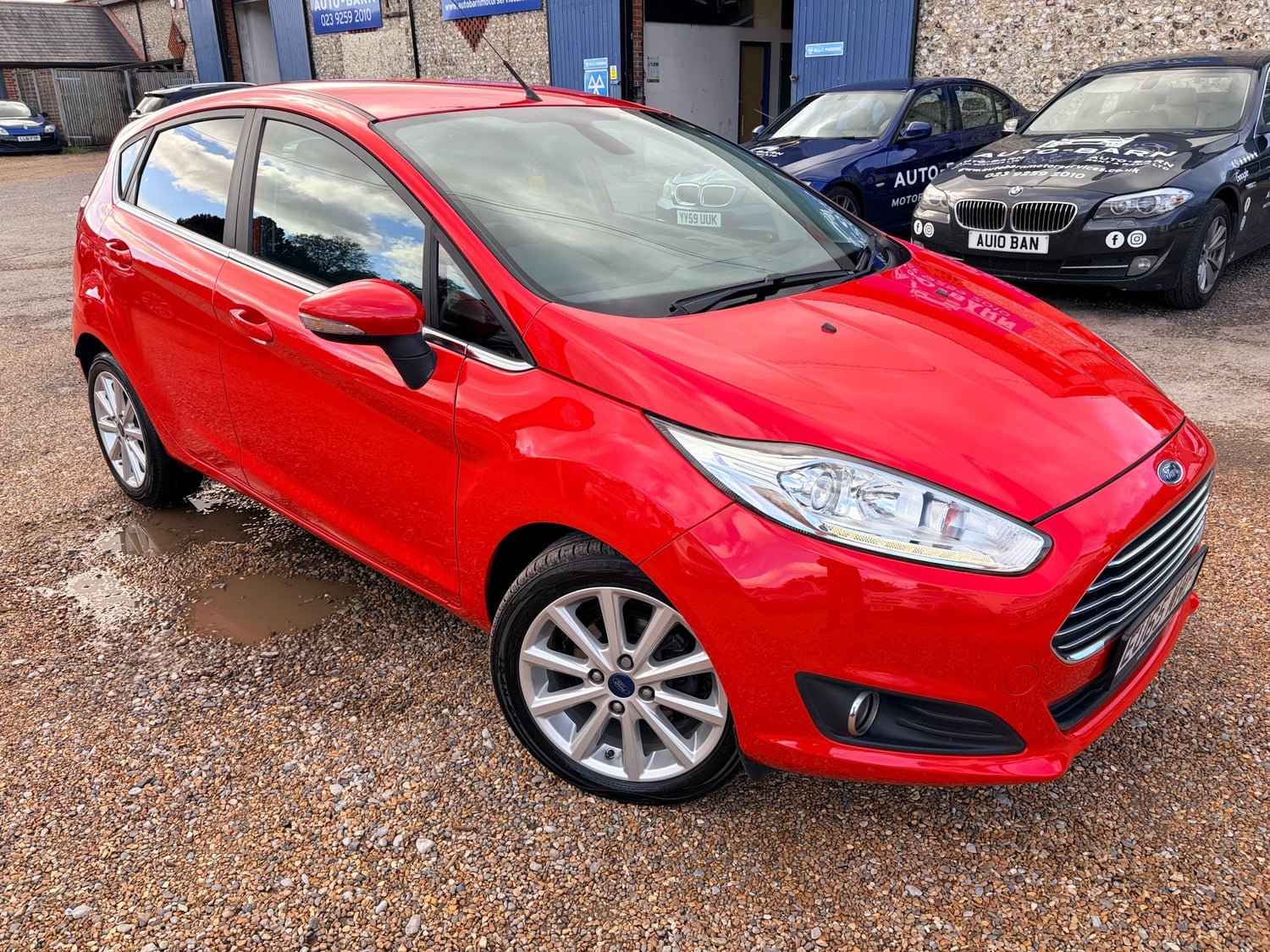 [ berth ]Ford Fiesta