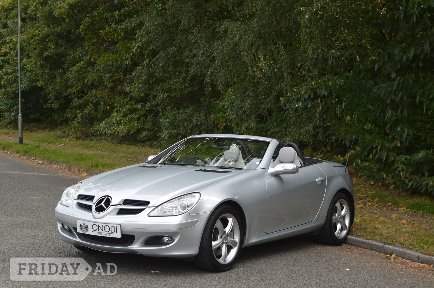 [ berth ]Mercedes-Benz SLK